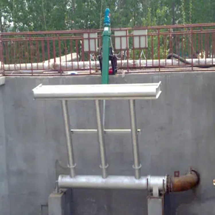 滗水器